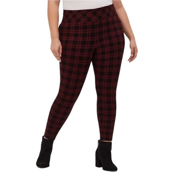 Torrid Plaid Ponte Slim Fix Pixie Pant Red Black - Picture 1 of 8